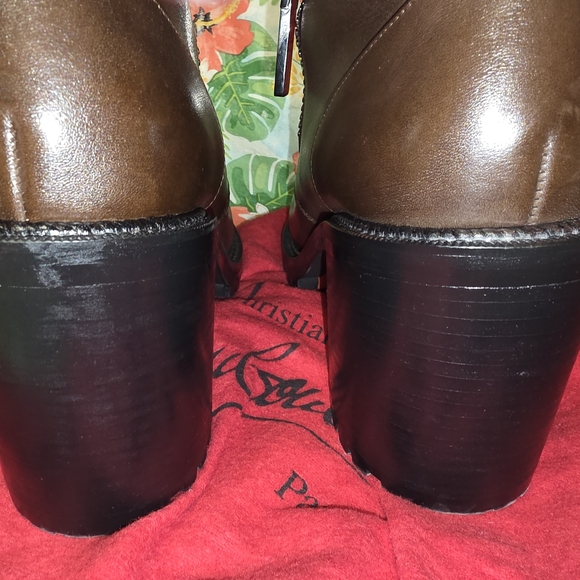Christian Louboutin Women's Brown Leather Boots Size 42 11 - Picture 16 of 16